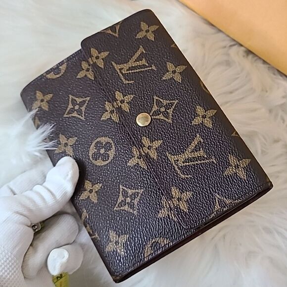 💯 Authentic Louis Vuitton Tifold Monogram Wallet 🍀 - Picture 14 of 14